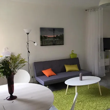 Appartement Grand Studio Dans Résidence De Luxe
